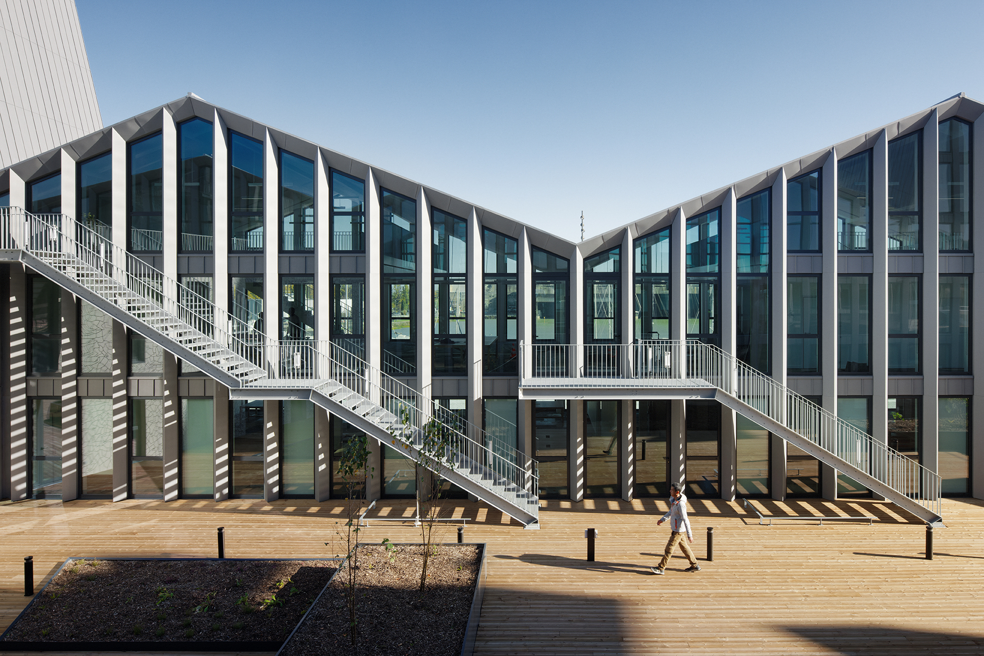 Bureaux aux Bassins à flot bureaux-bassins-flot-bordeaux12