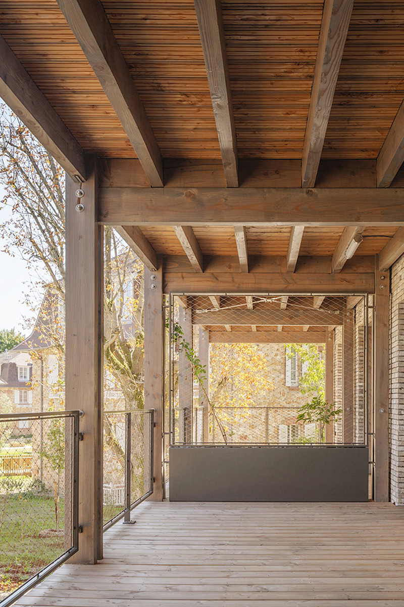 Housing in the park of the La Bruyère estate versailles-bruyere-10