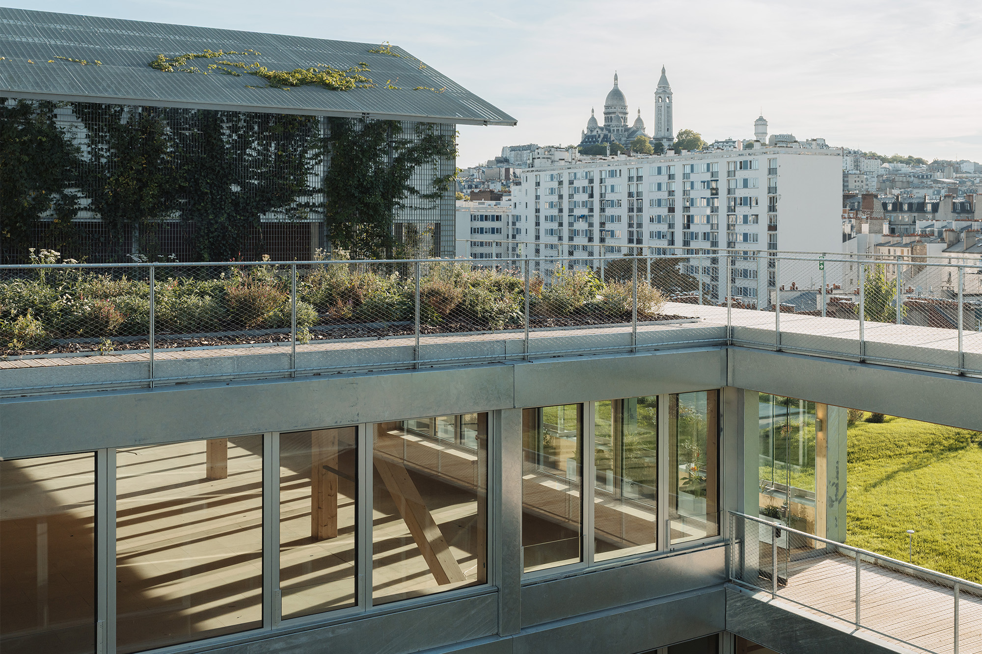 Mixed-use project with timber-frame extension, rue des Poissonniers 250906_nt_dsc01877-panorama