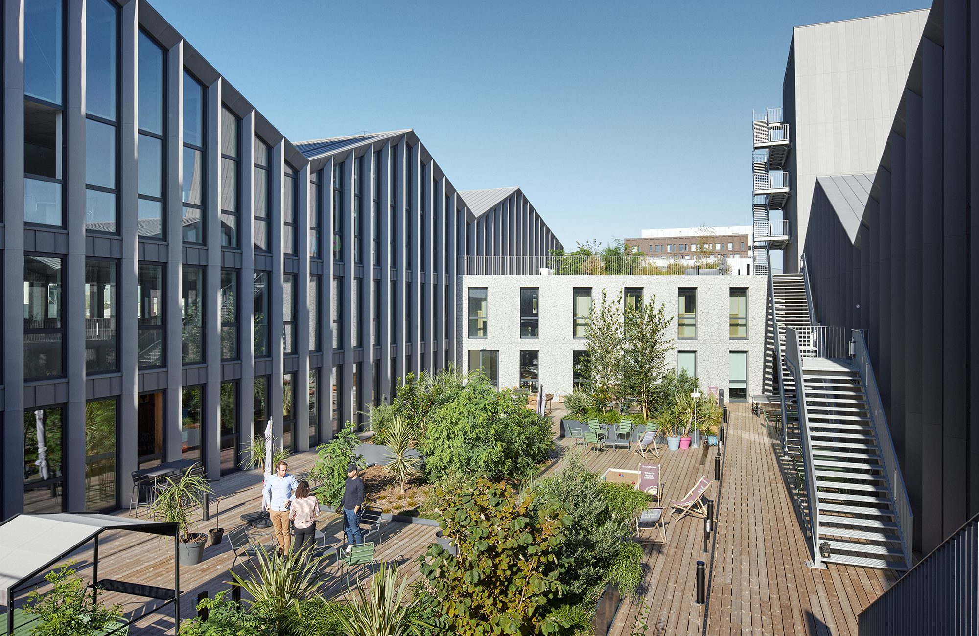 Offices facing the Bassins à flot bureaux-bassins-flot-bordeaux22