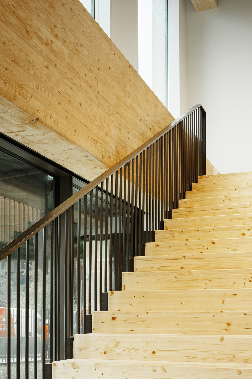 Offices in structural wood, Montjoie district bureaux-montjoie-saint-denis-05